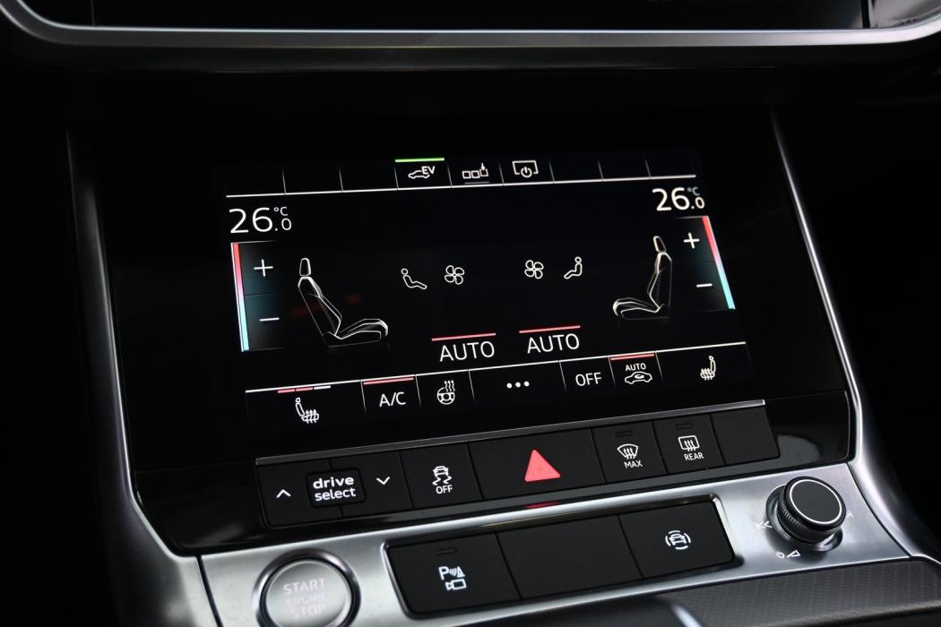 AUDI A6 2021