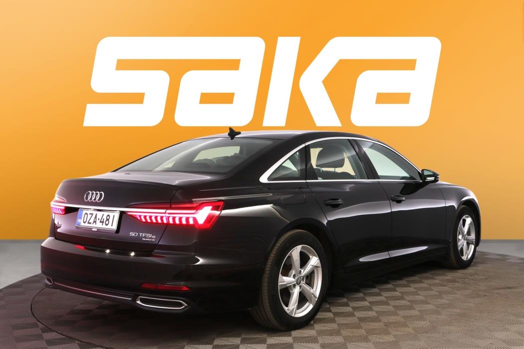 AUDI A6 2021