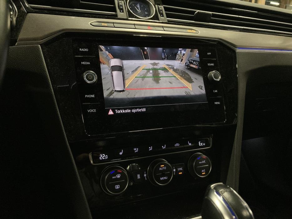 VOLKSWAGEN Passat 2018