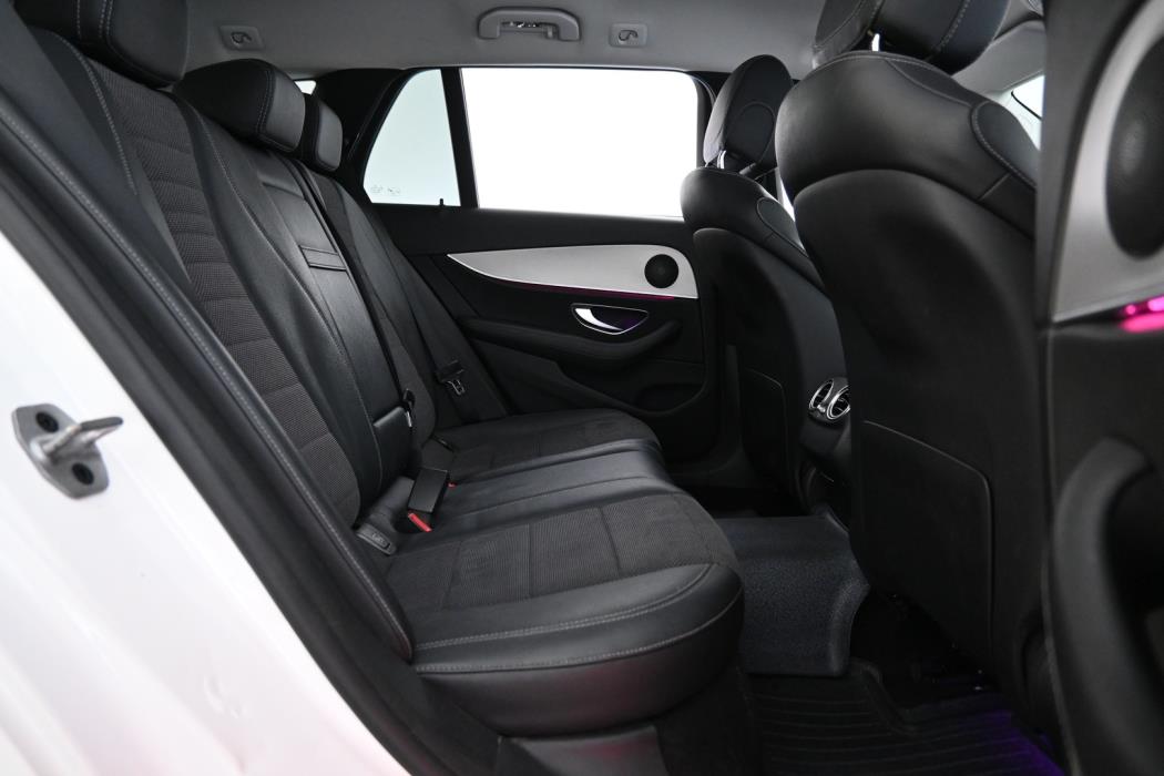 MERCEDES-BENZ E 2021