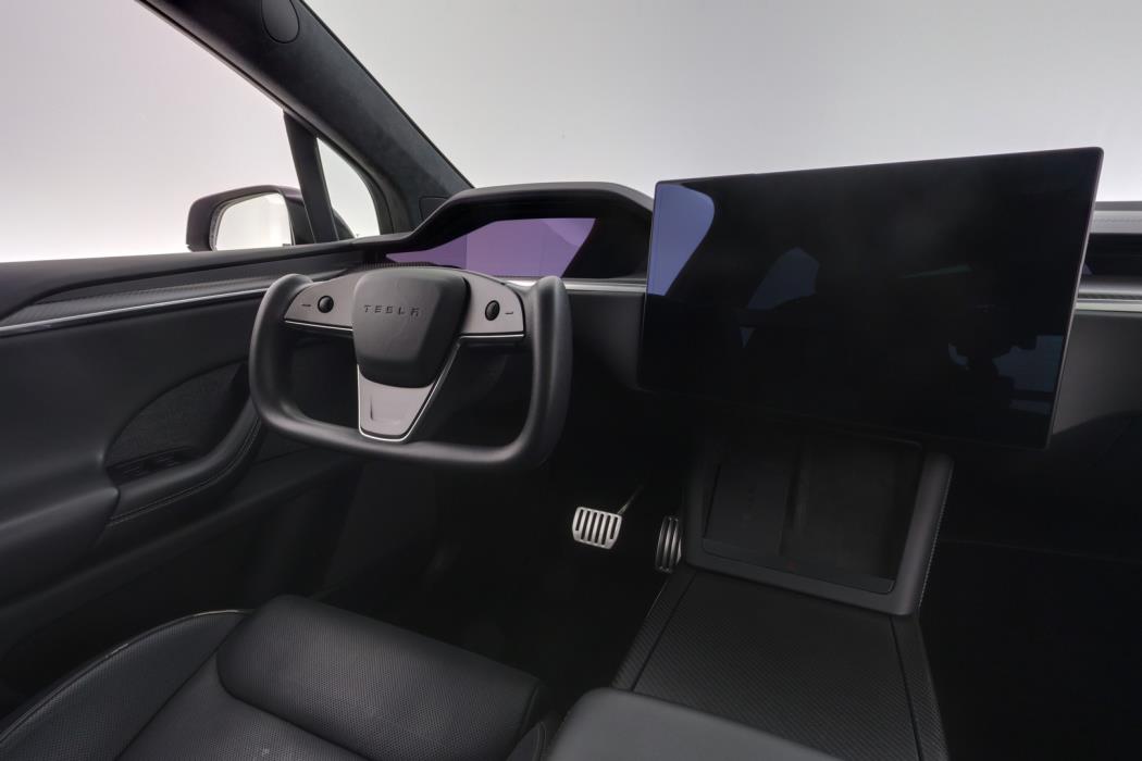 TESLA Model X 2023