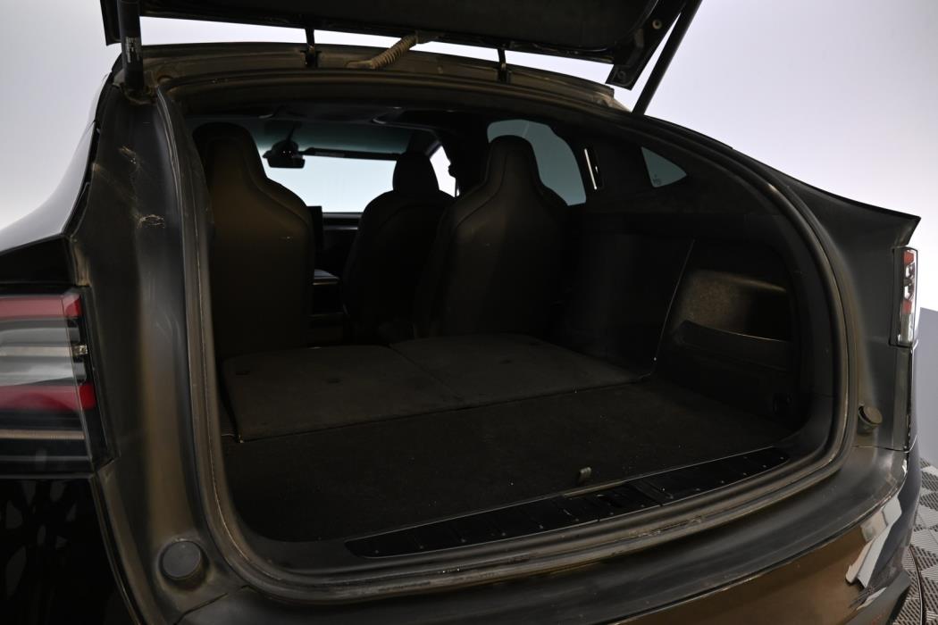 TESLA Model X 2023