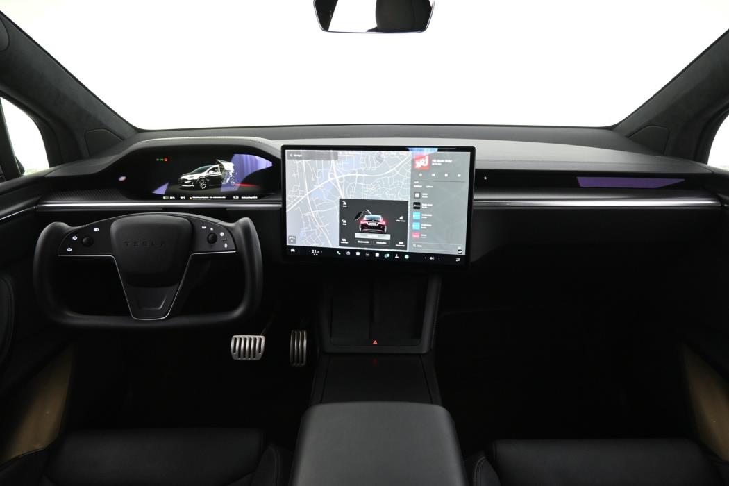 TESLA Model X 2023