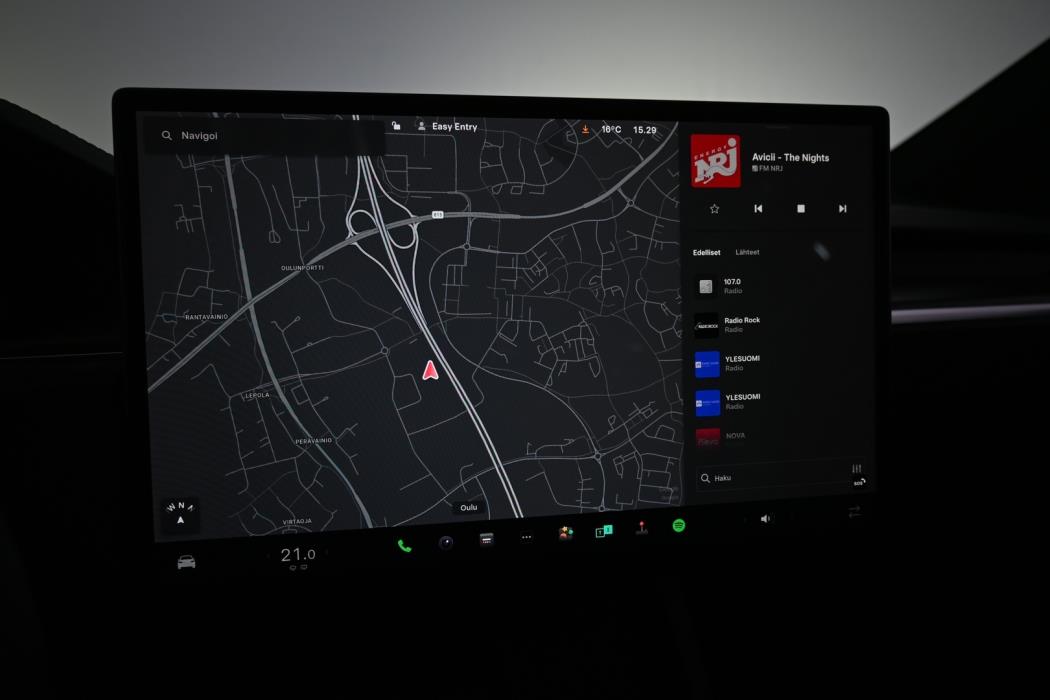 TESLA Model X 2023