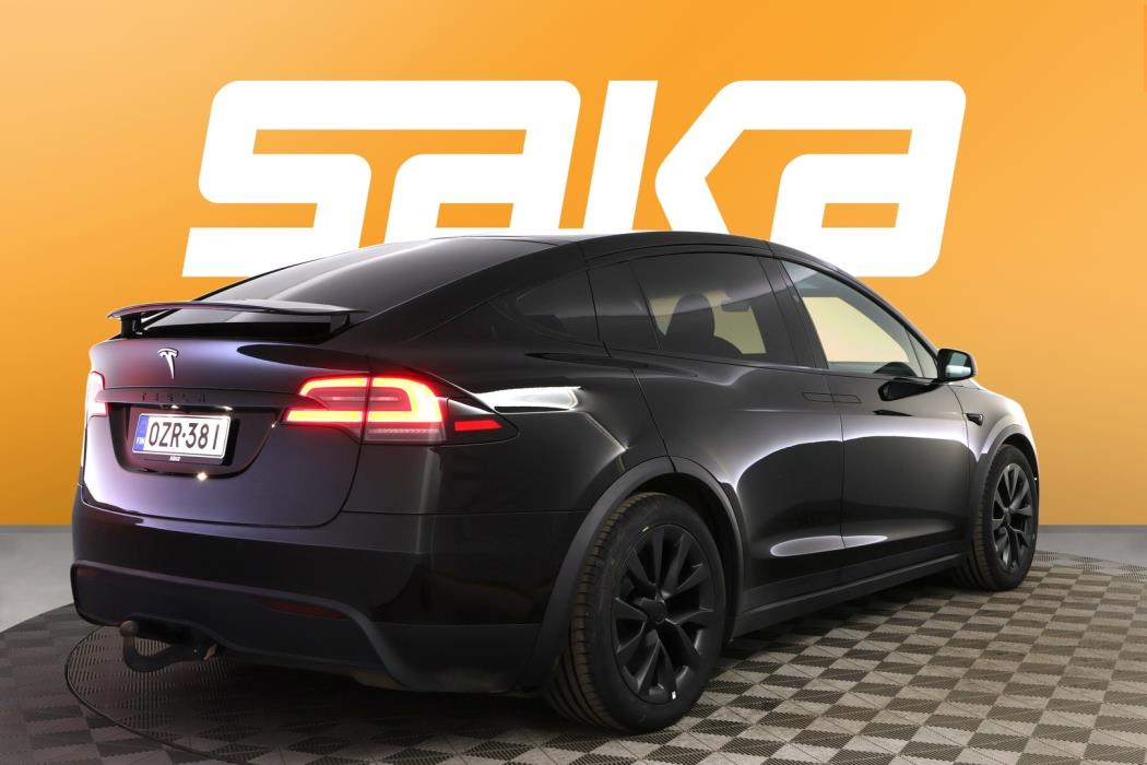 TESLA Model X 2023