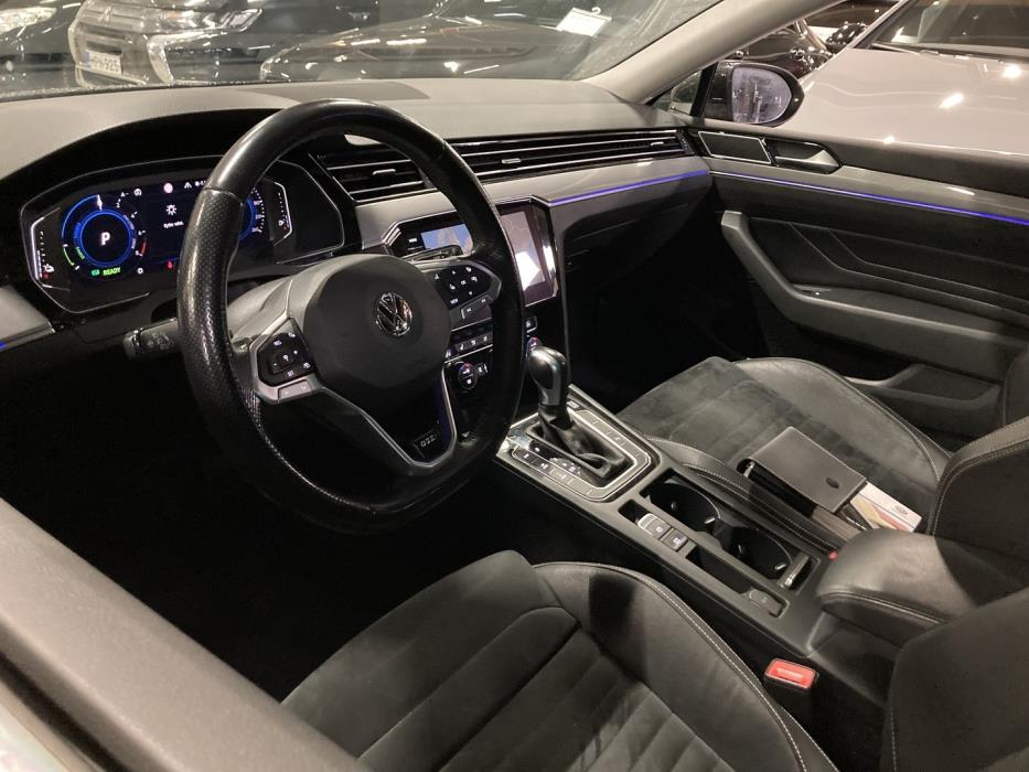 VOLKSWAGEN Passat 2019