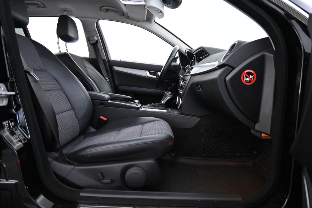 MERCEDES-BENZ C 2013