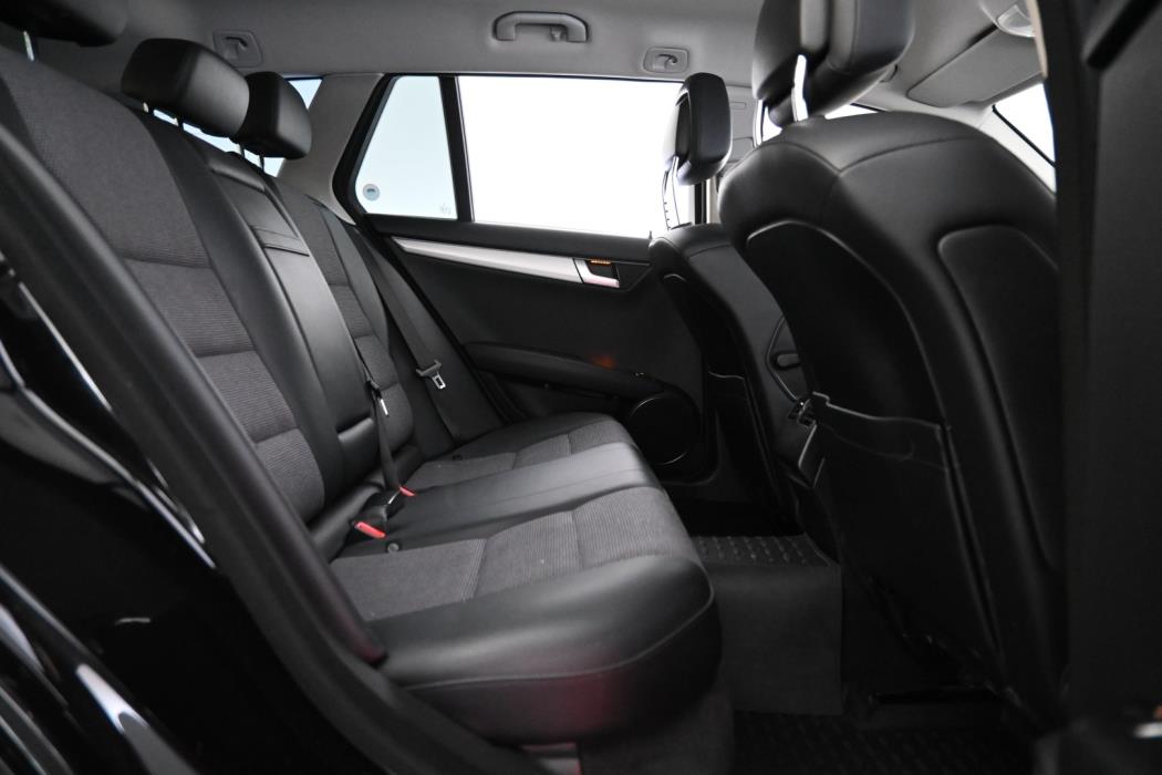 MERCEDES-BENZ C 2013