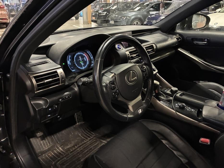LEXUS IS 2014