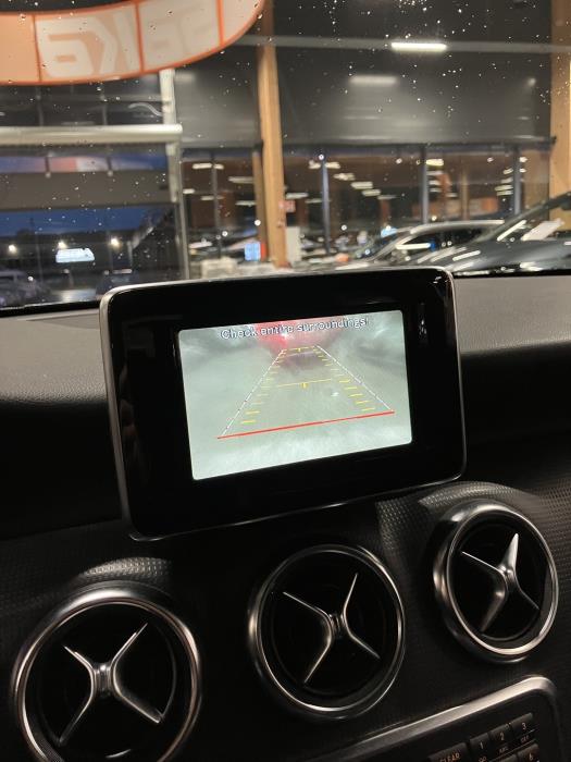 MERCEDES-BENZ A 2014