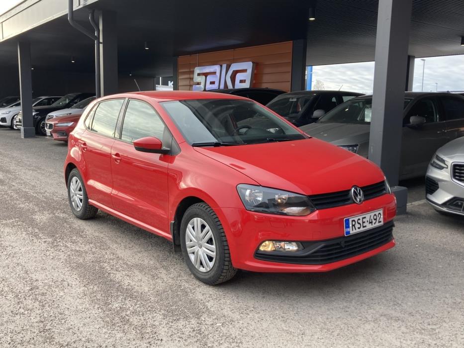 VOLKSWAGEN Polo 2016
