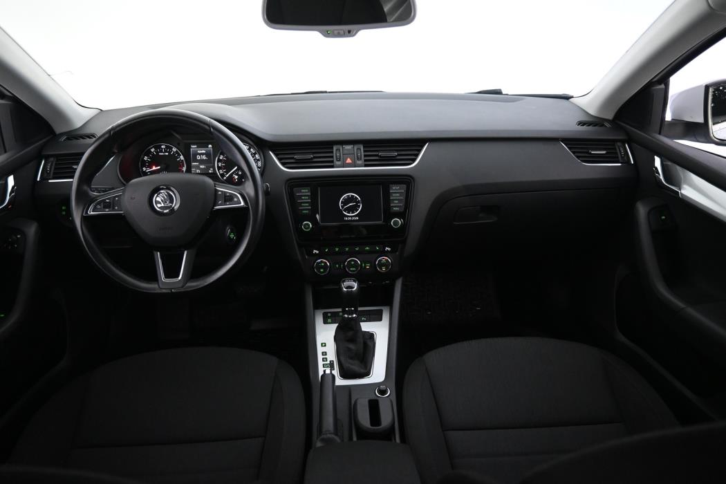 SKODA Octavia 2016