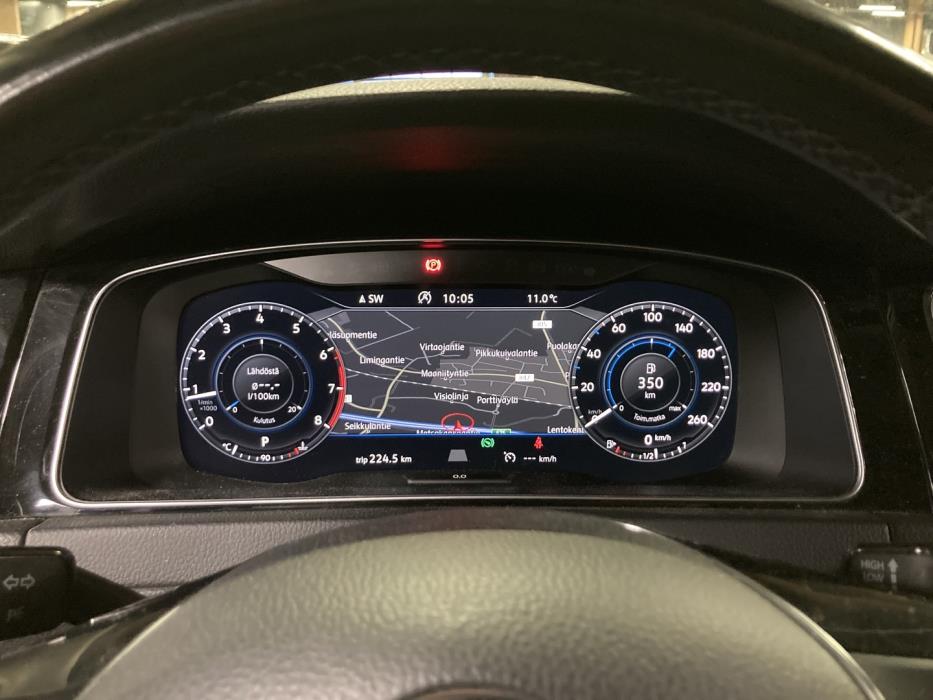 VOLKSWAGEN Golf 2018