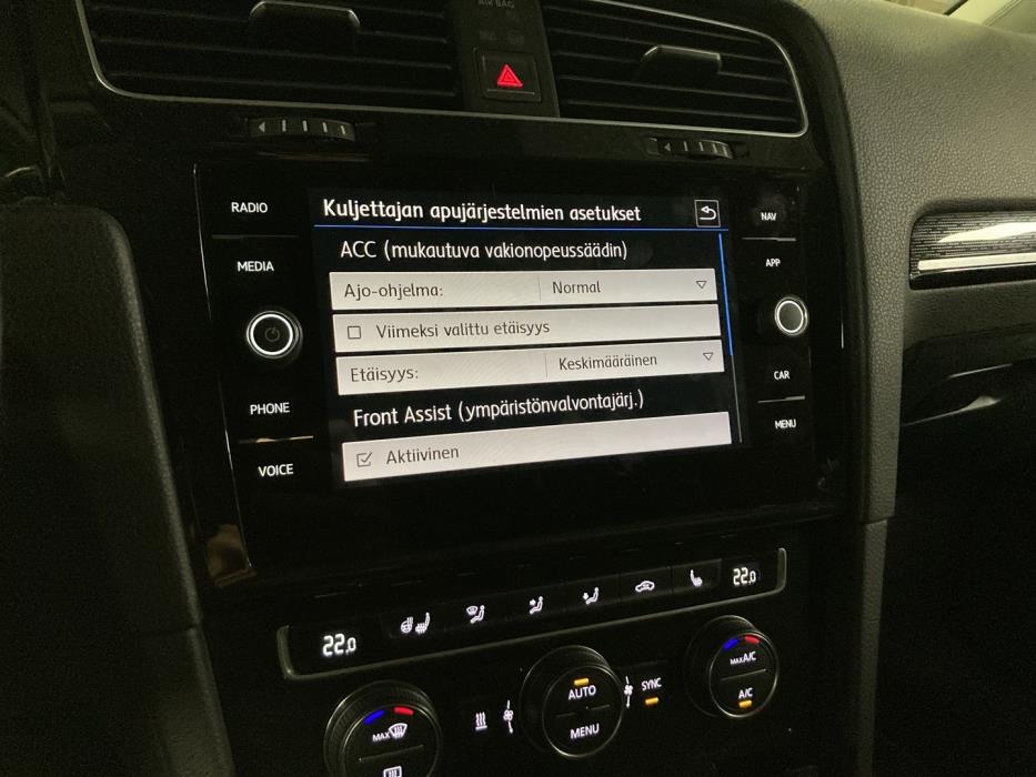 VOLKSWAGEN Golf 2018