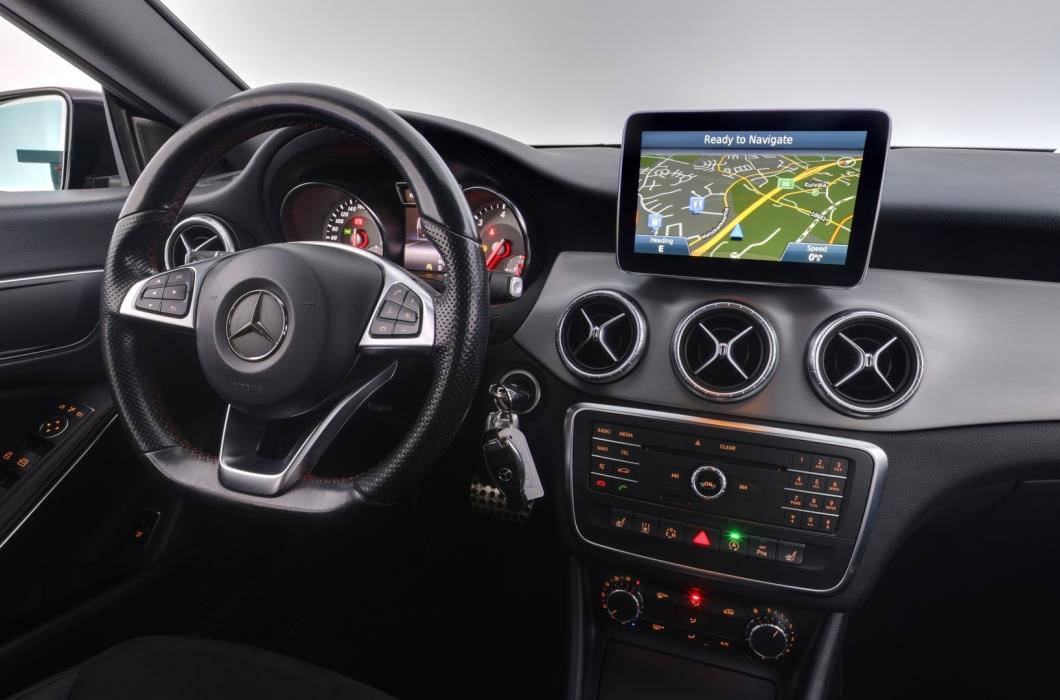 MERCEDES-BENZ CLA 2015
