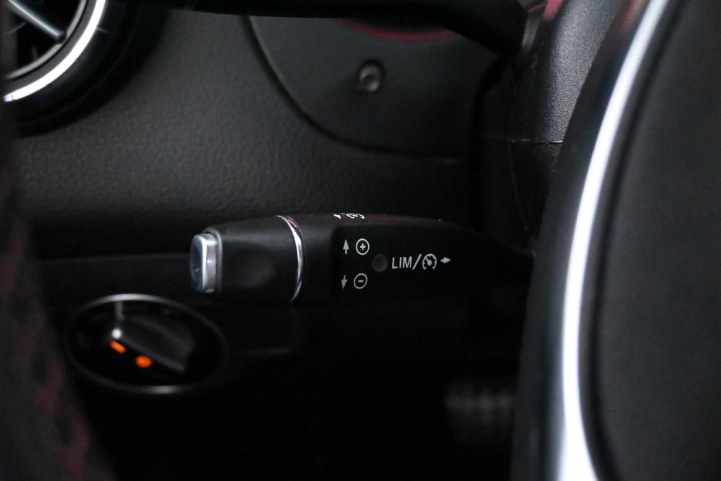 MERCEDES-BENZ CLA 2015