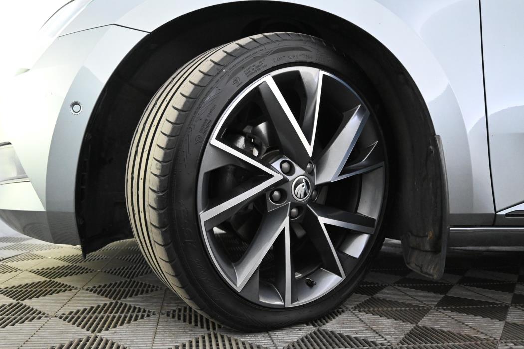 SKODA Superb 2018
