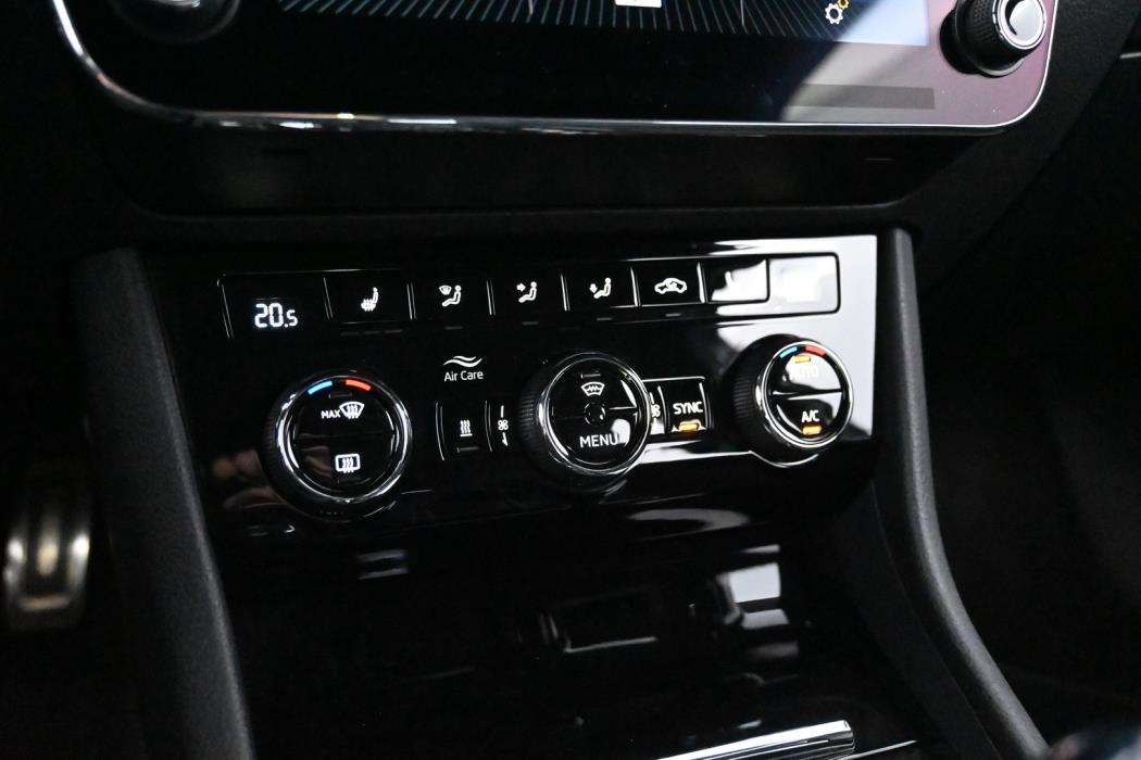 SKODA Superb 2018