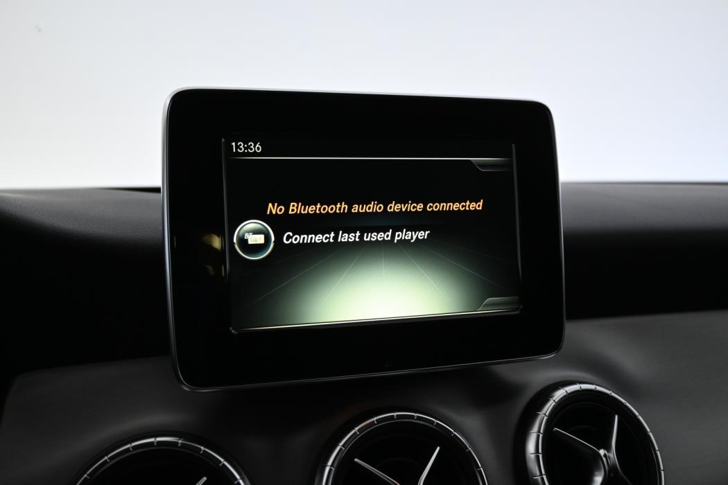 MERCEDES-BENZ CLA 2015