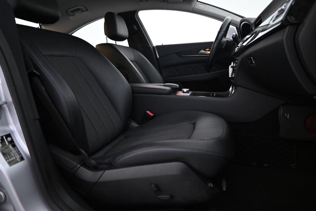 MERCEDES-BENZ CLS 2011