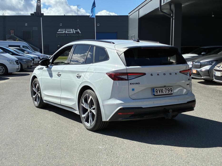 SKODA Enyaq 2023