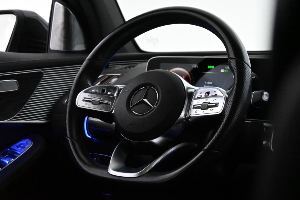 MERCEDES-BENZ EQC 2021