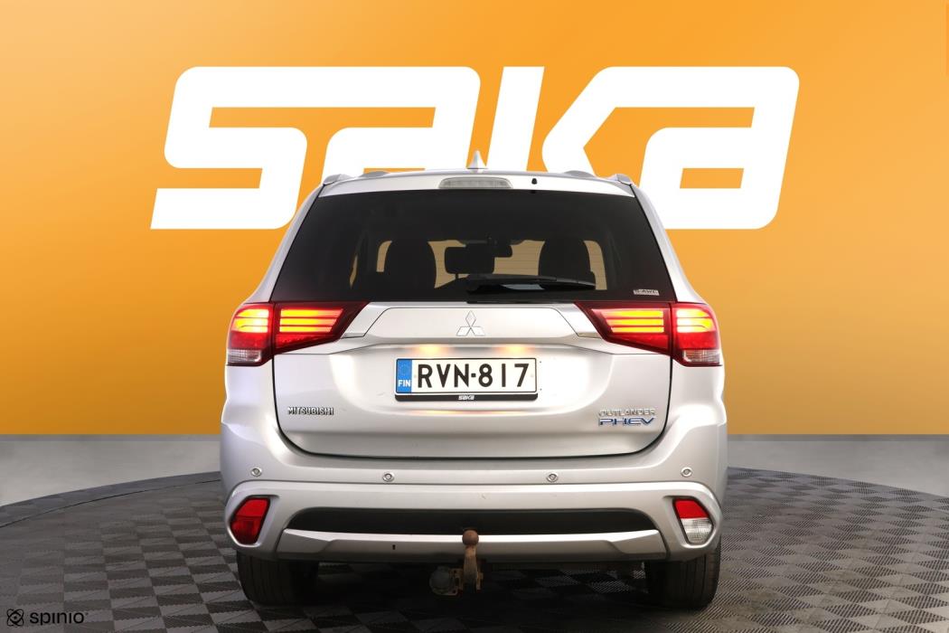 MITSUBISHI Outlander 2018