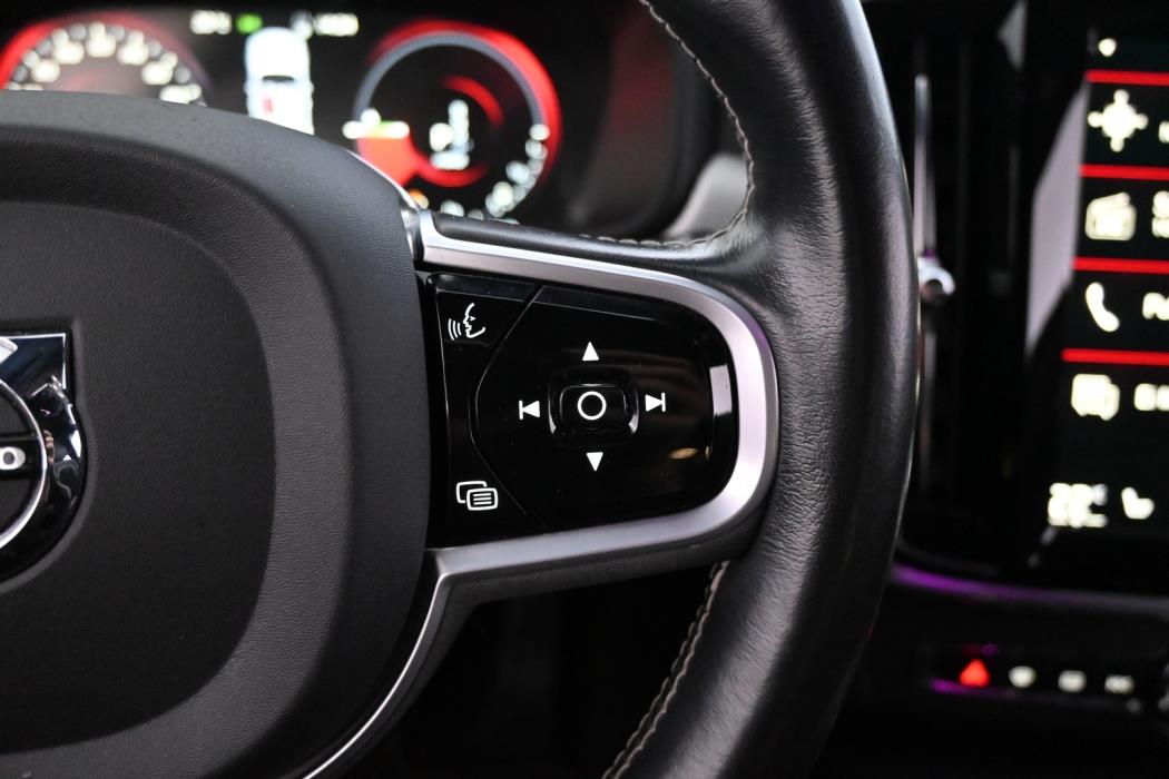 VOLVO V90 2020