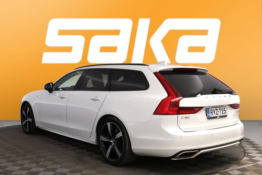 VOLVO V90 2020
