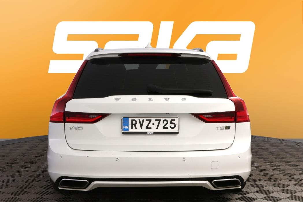 VOLVO V90 2020