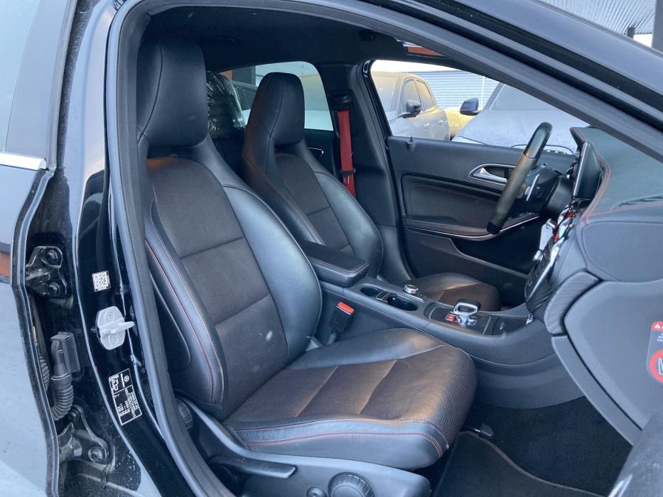 MERCEDES-BENZ A 45 AMG 2014