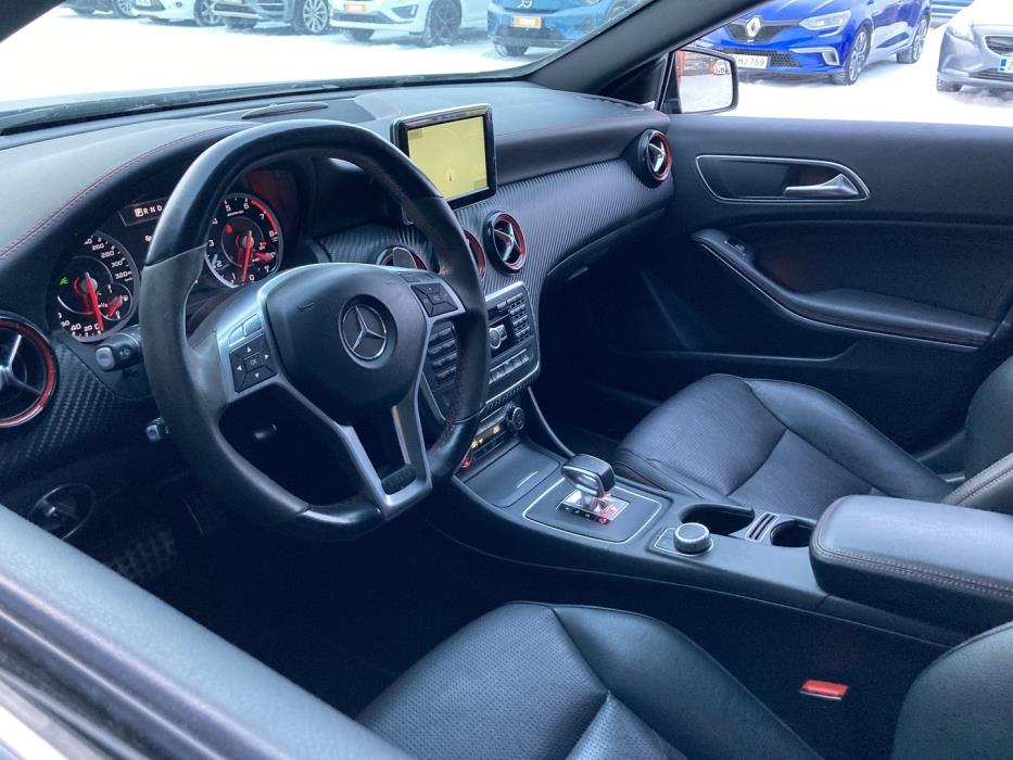 MERCEDES-BENZ A 45 AMG 2014