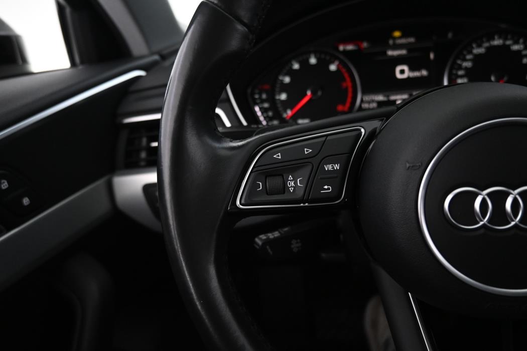 AUDI A4 2018