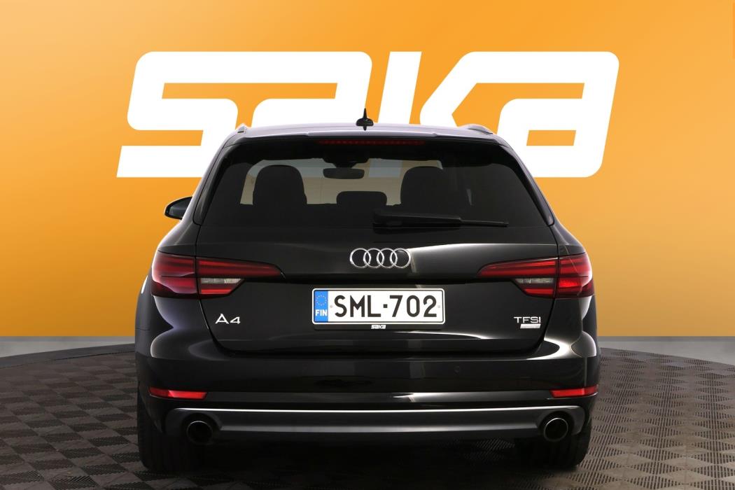 AUDI A4 2018