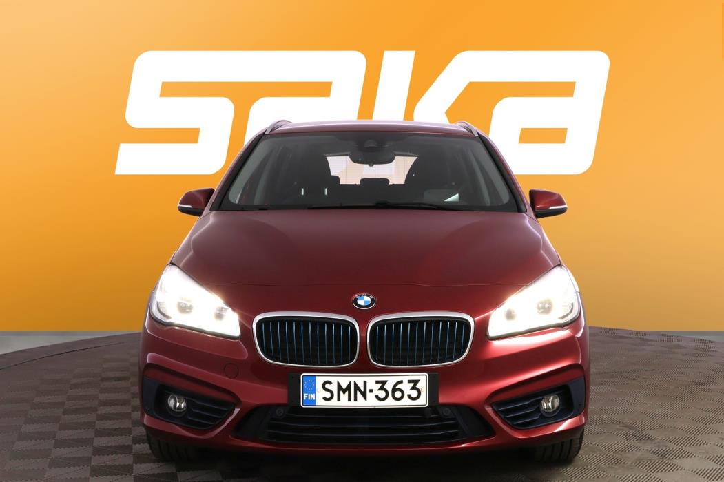 BMW 225 2017