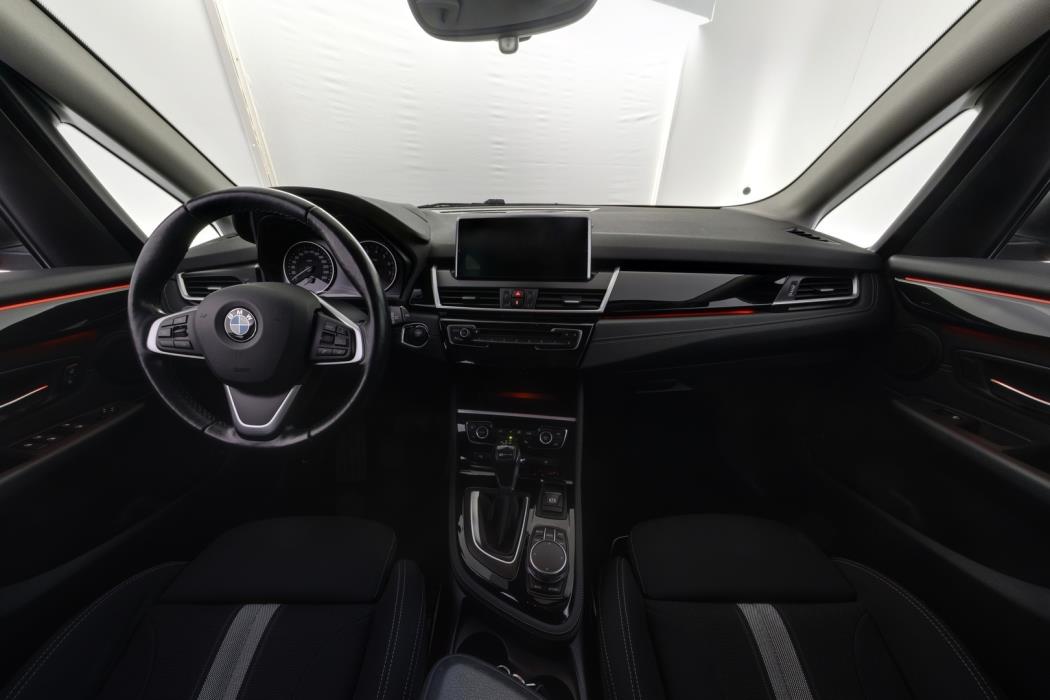 BMW 225 2017