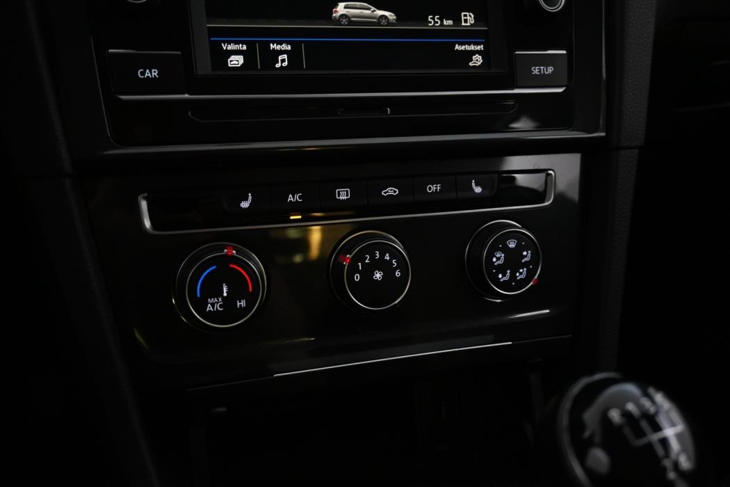 VOLKSWAGEN Golf 2018