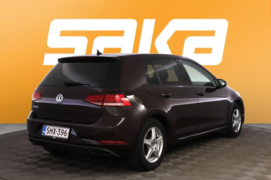 VOLKSWAGEN Golf 2018