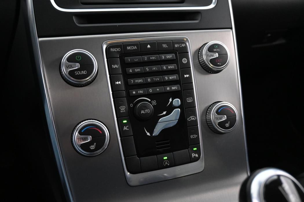 VOLVO V60 Cross Country 2015