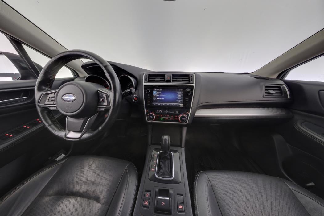 SUBARU Outback 2018