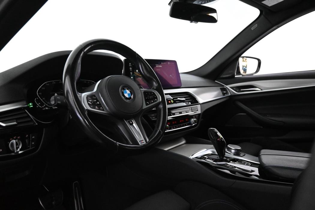 BMW 530 2021