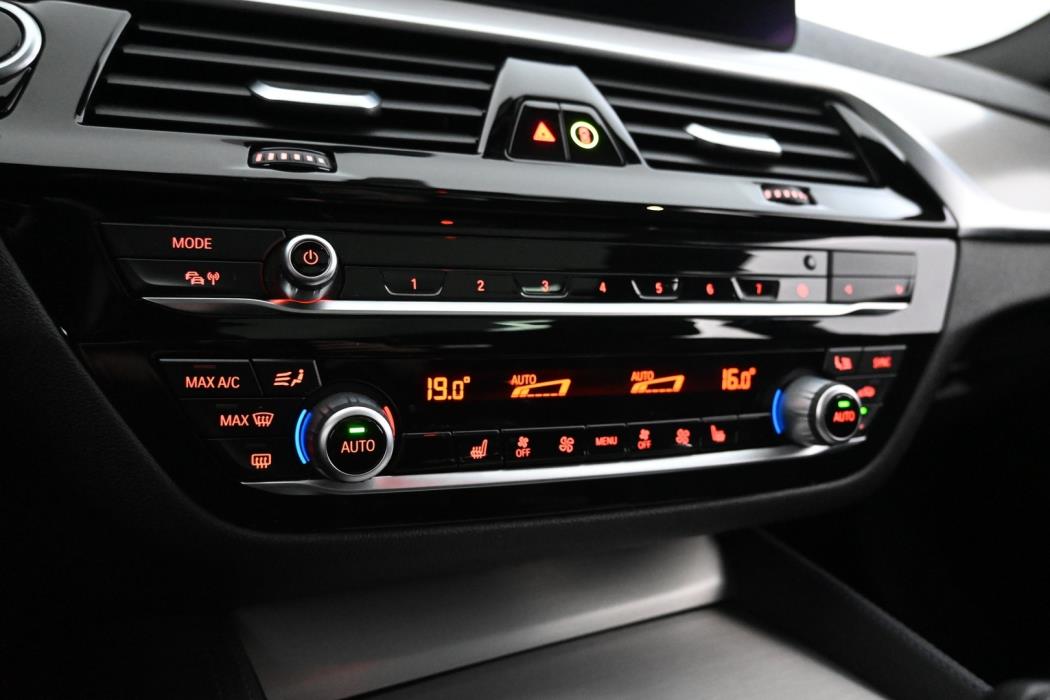 BMW 530 2021