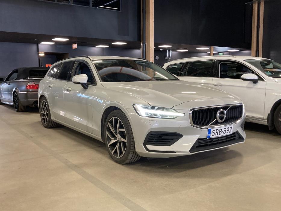 VOLVO V60 2020