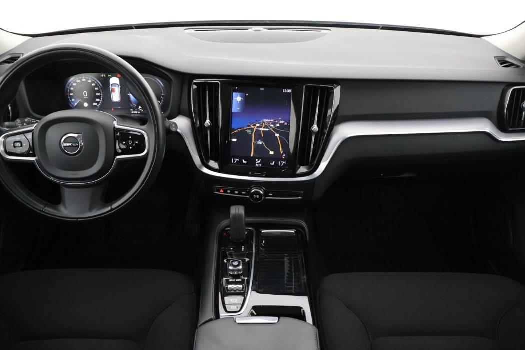 VOLVO V60 2020