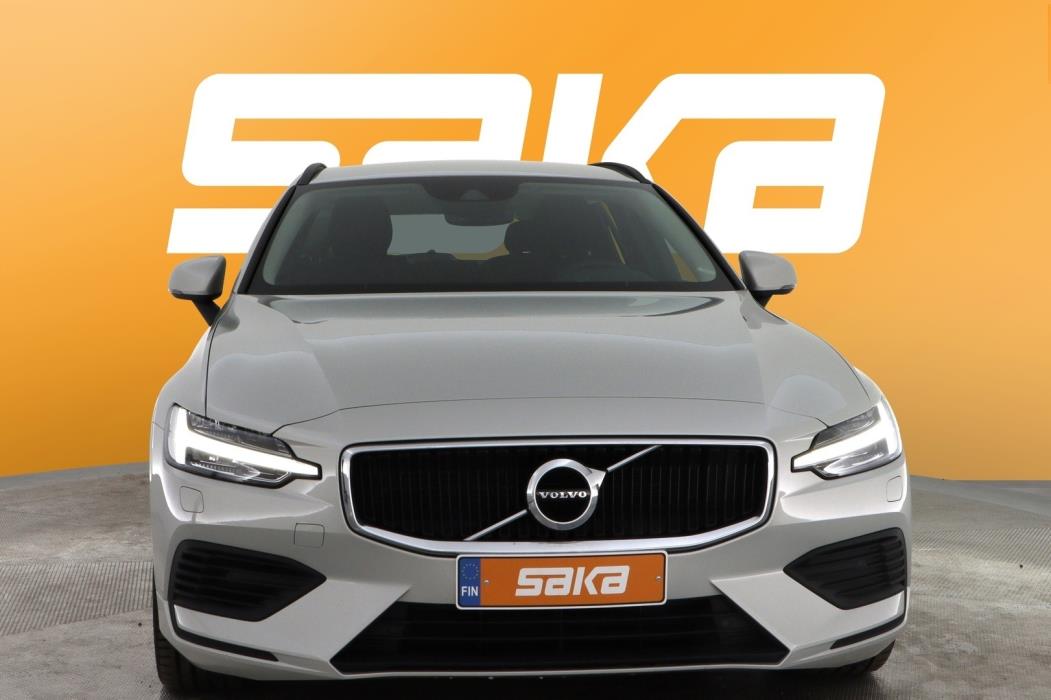 VOLVO V60 2020
