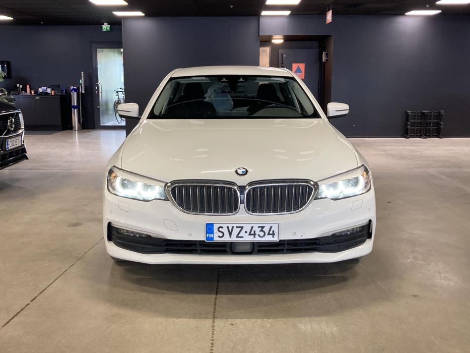 BMW 520 2019