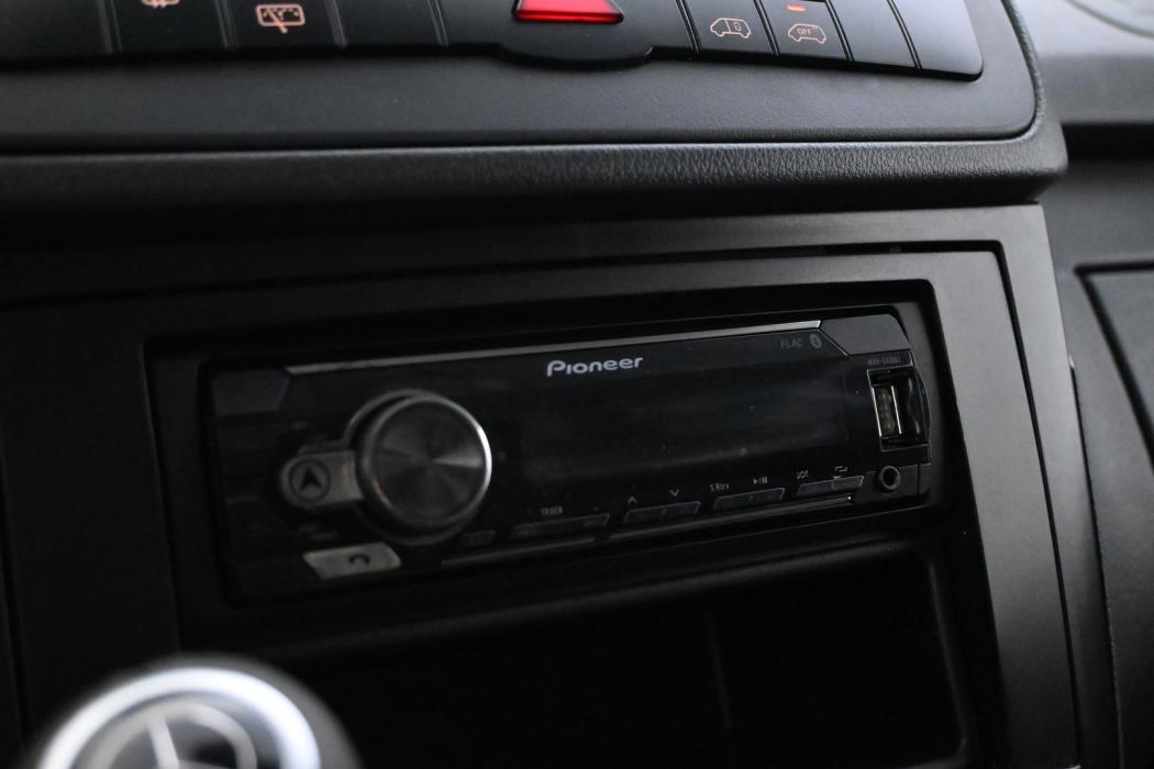 MERCEDES-BENZ Vito 2012