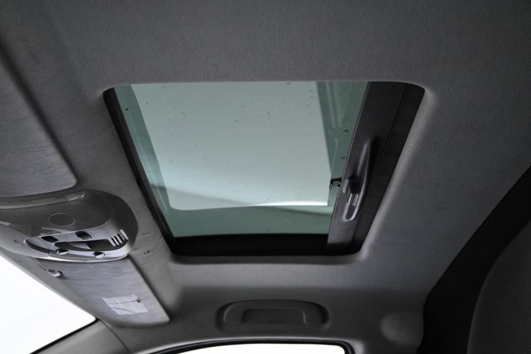 MERCEDES-BENZ Vito 2012