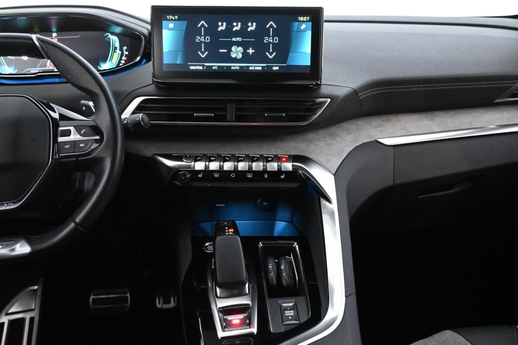 PEUGEOT 3008 2021