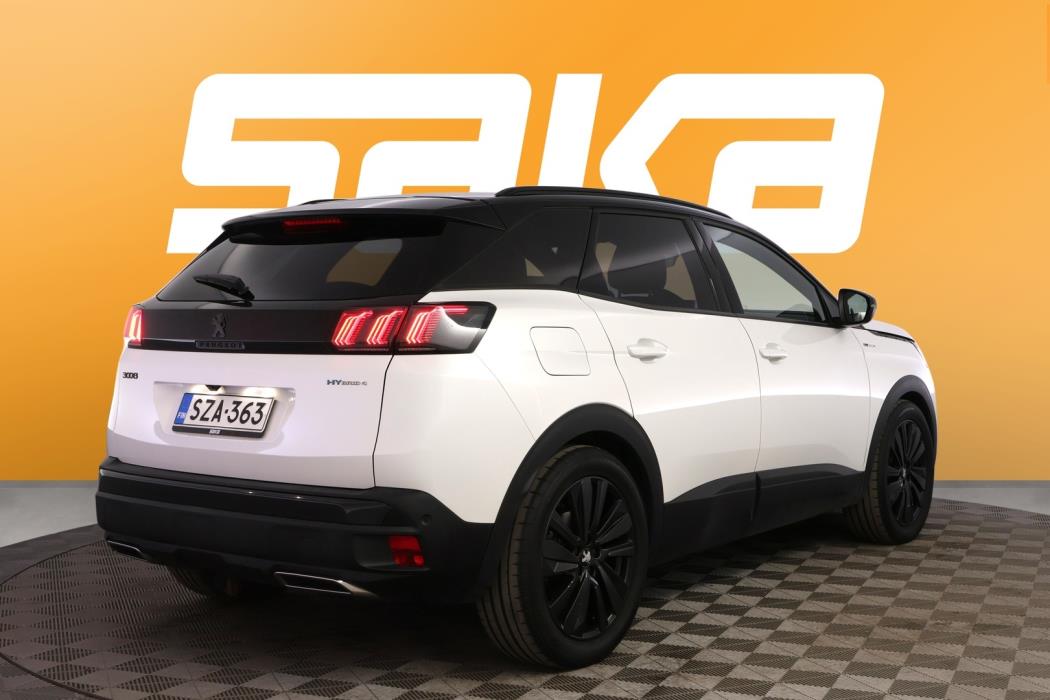 PEUGEOT 3008 2021